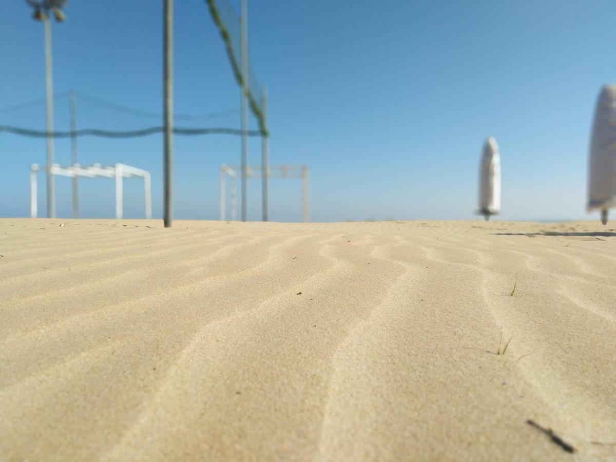 Hotel Marina Roseto Degli Abruzzi Bagian luar foto